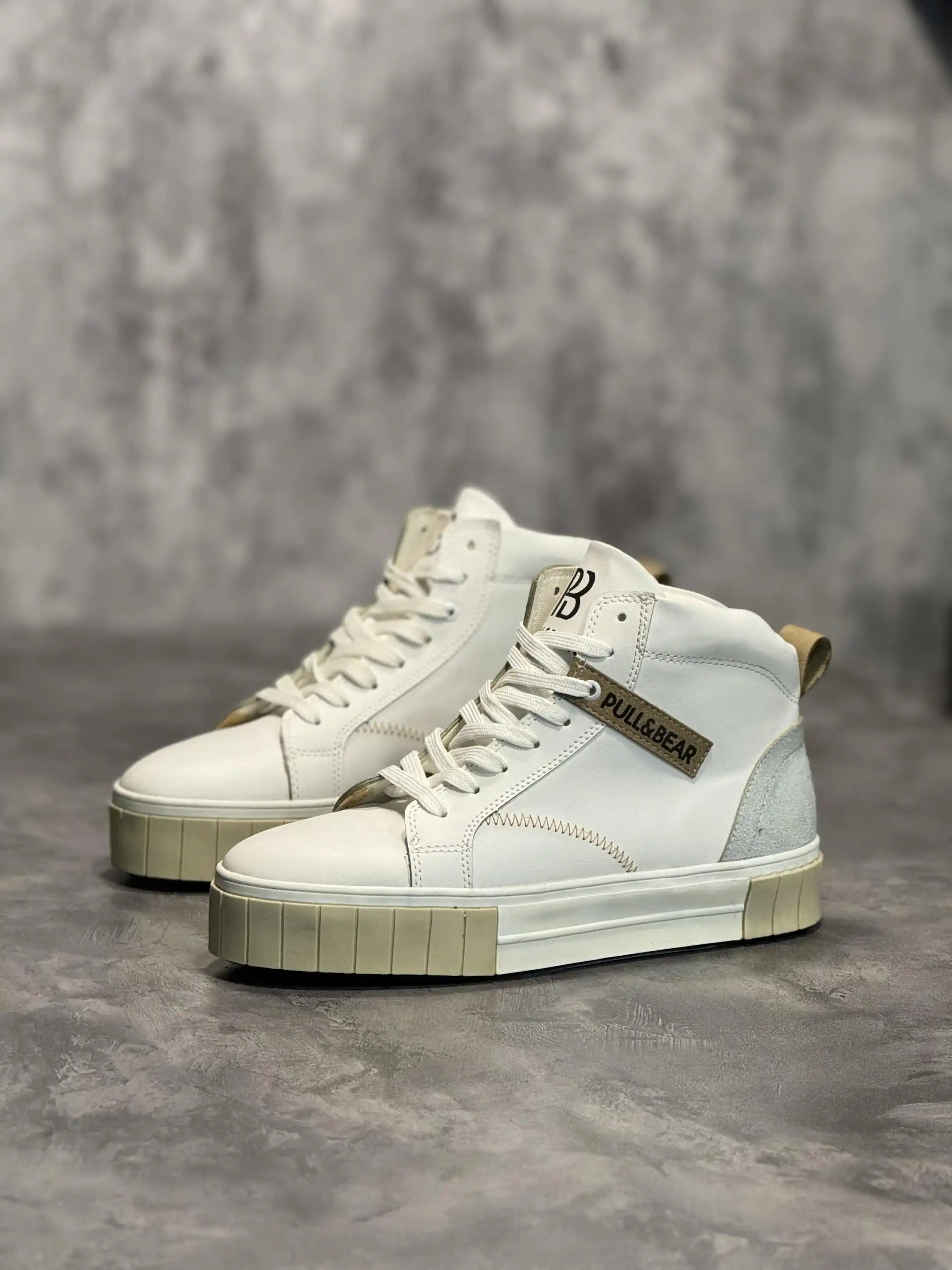 تخفیف ویژه کفش کتونی ساقدار کد683