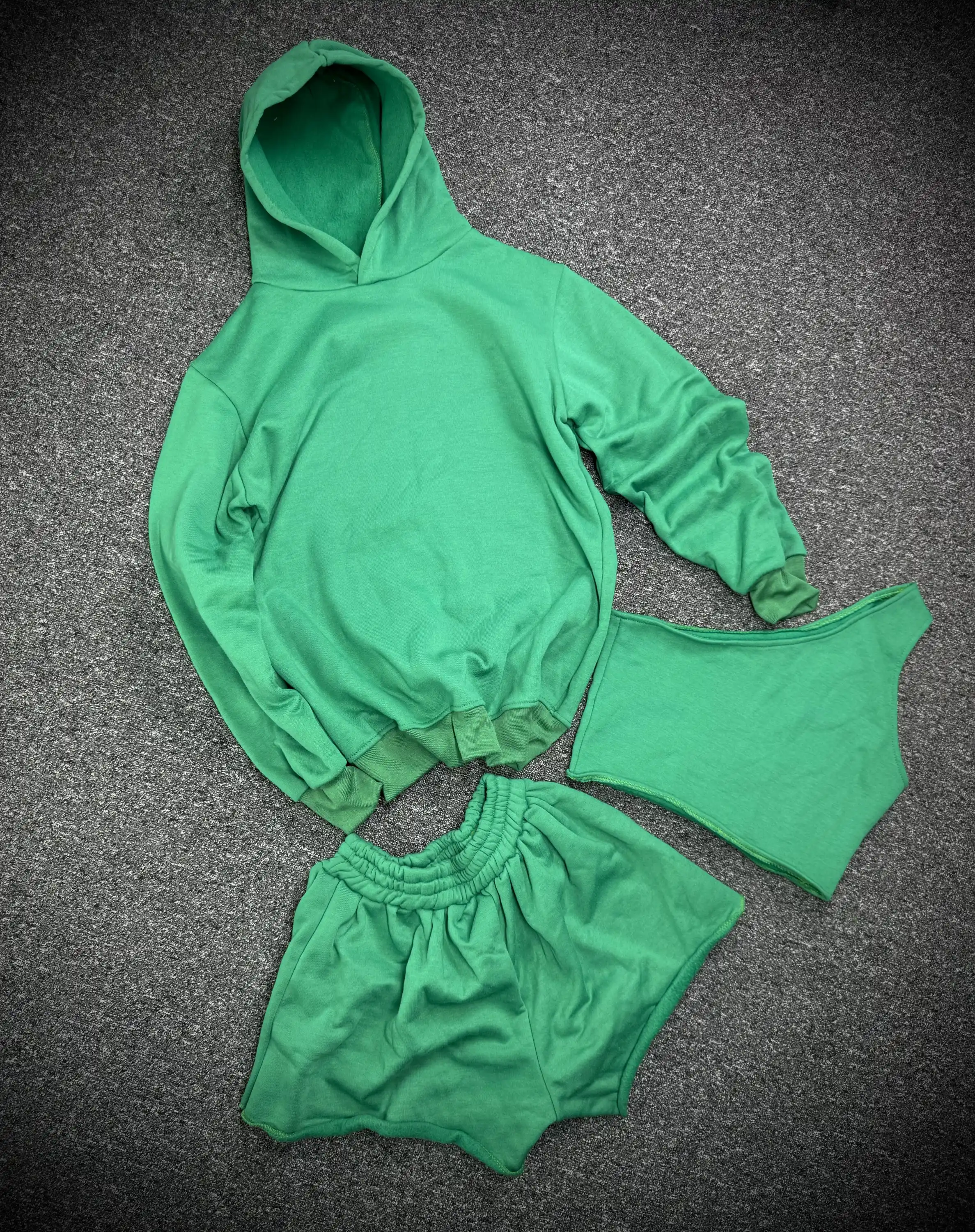 ست هودی کراپ و شلوارک