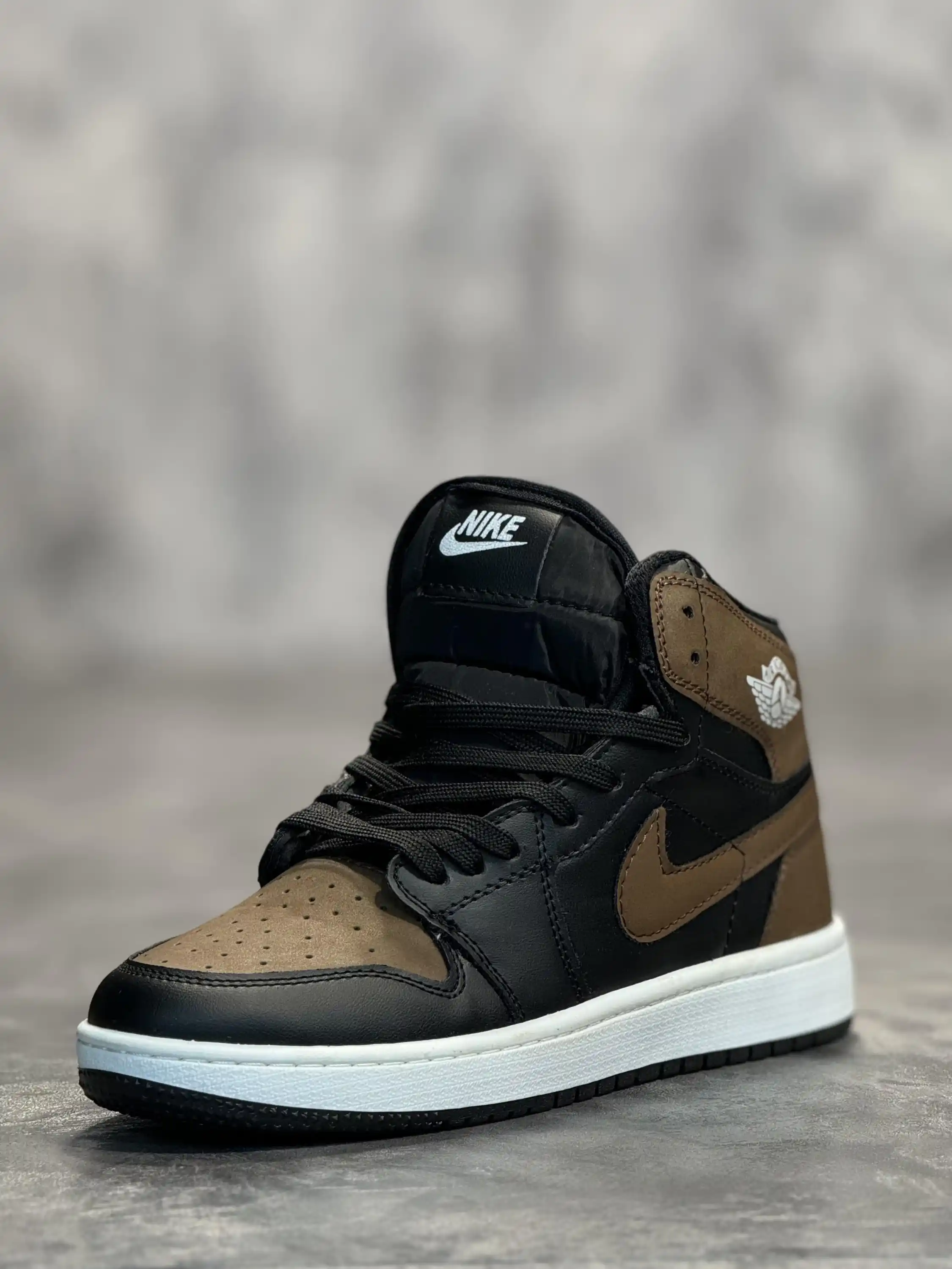 کتونی جردن وان ساقدار