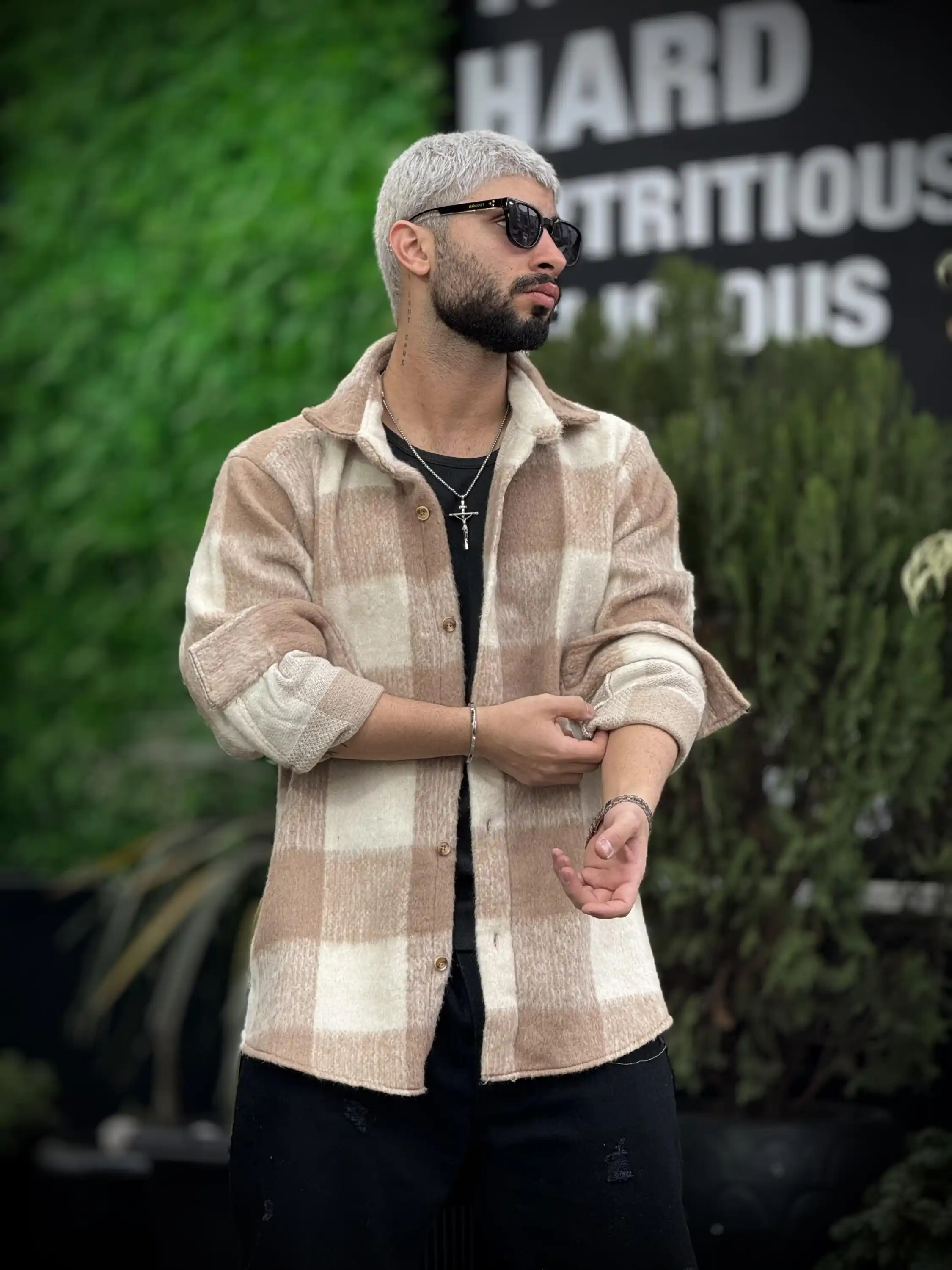 پیراهن پشمی در 24 رنگ