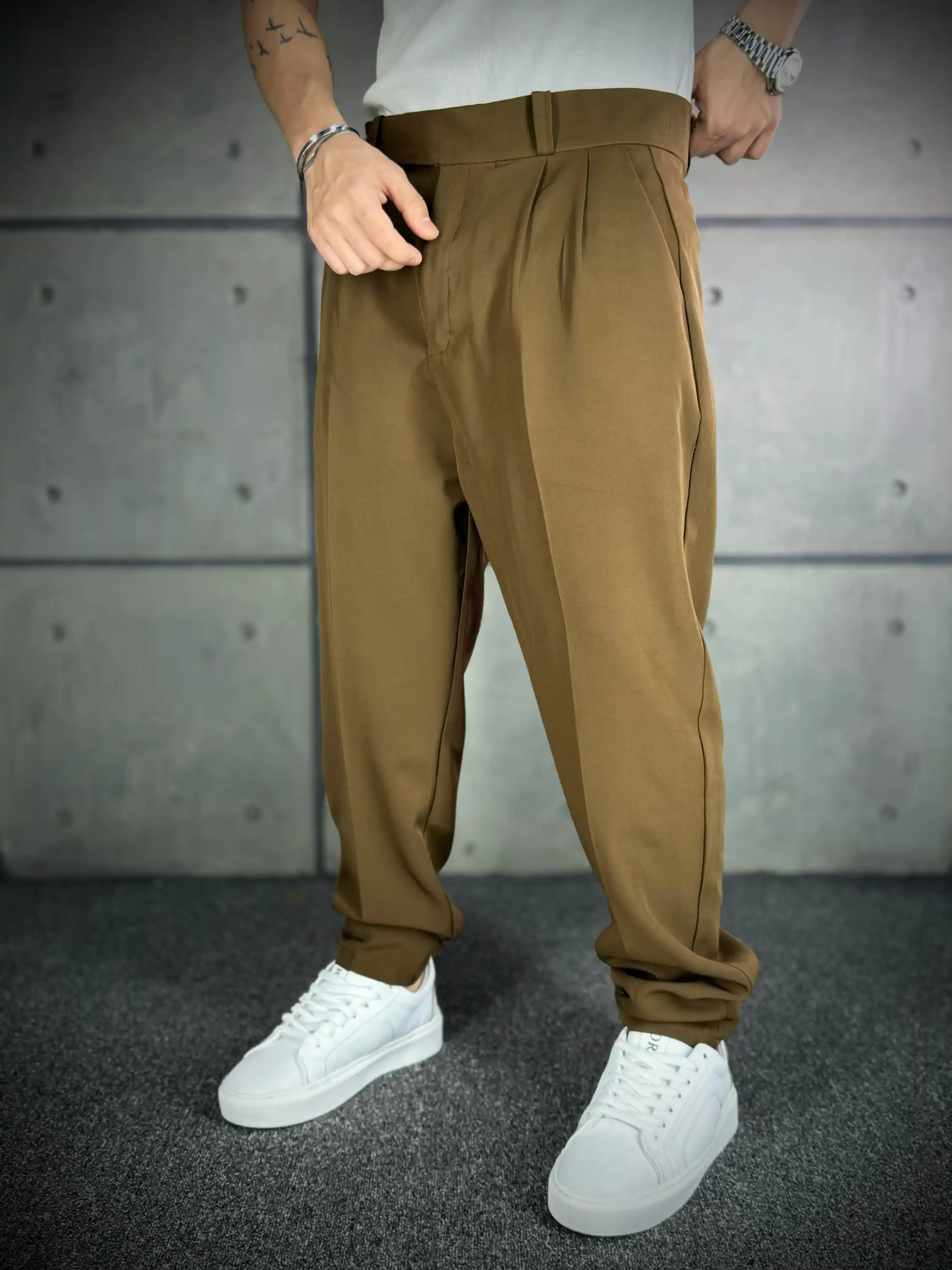 شلوار مام کمرپیله پارچه مازراتی با سایزبندی